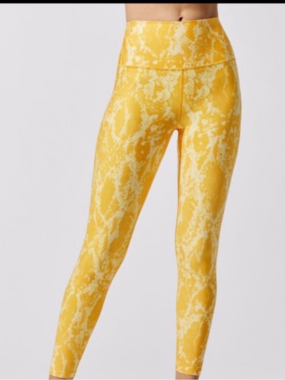 New Carbon 38 Printed High Rise 7/8 Legging in Kumquat Snake yellow sz XS